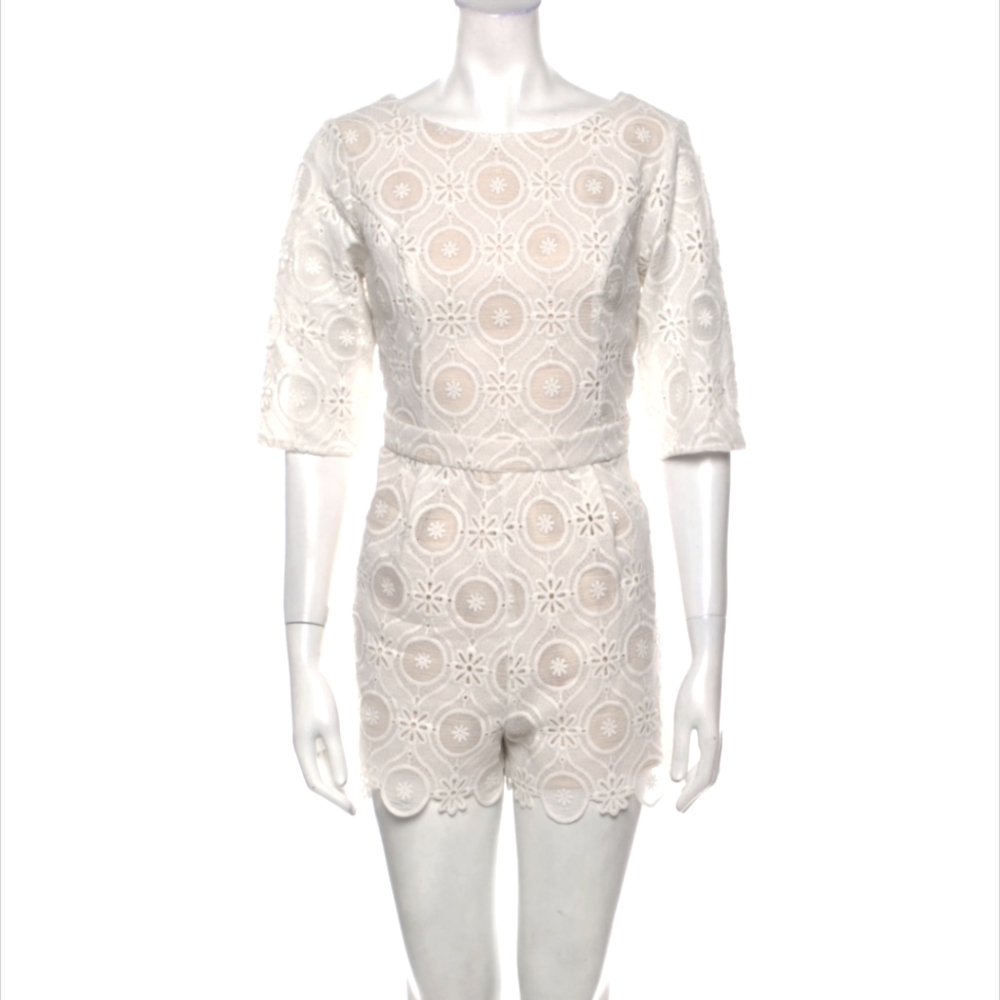 Elliatt Short Lace Romper